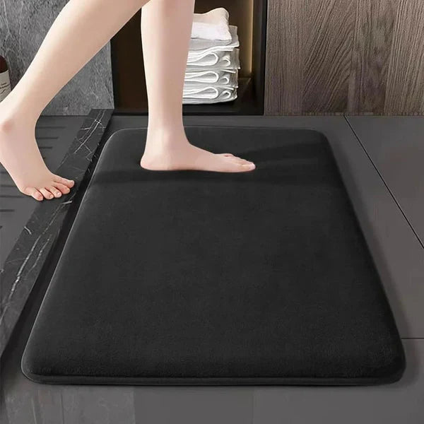 "Super Absorbent Velvet Bath Mat with Non-Slip Backing, Plush High-Density Foam for Luxurious Bathroom Comfort"