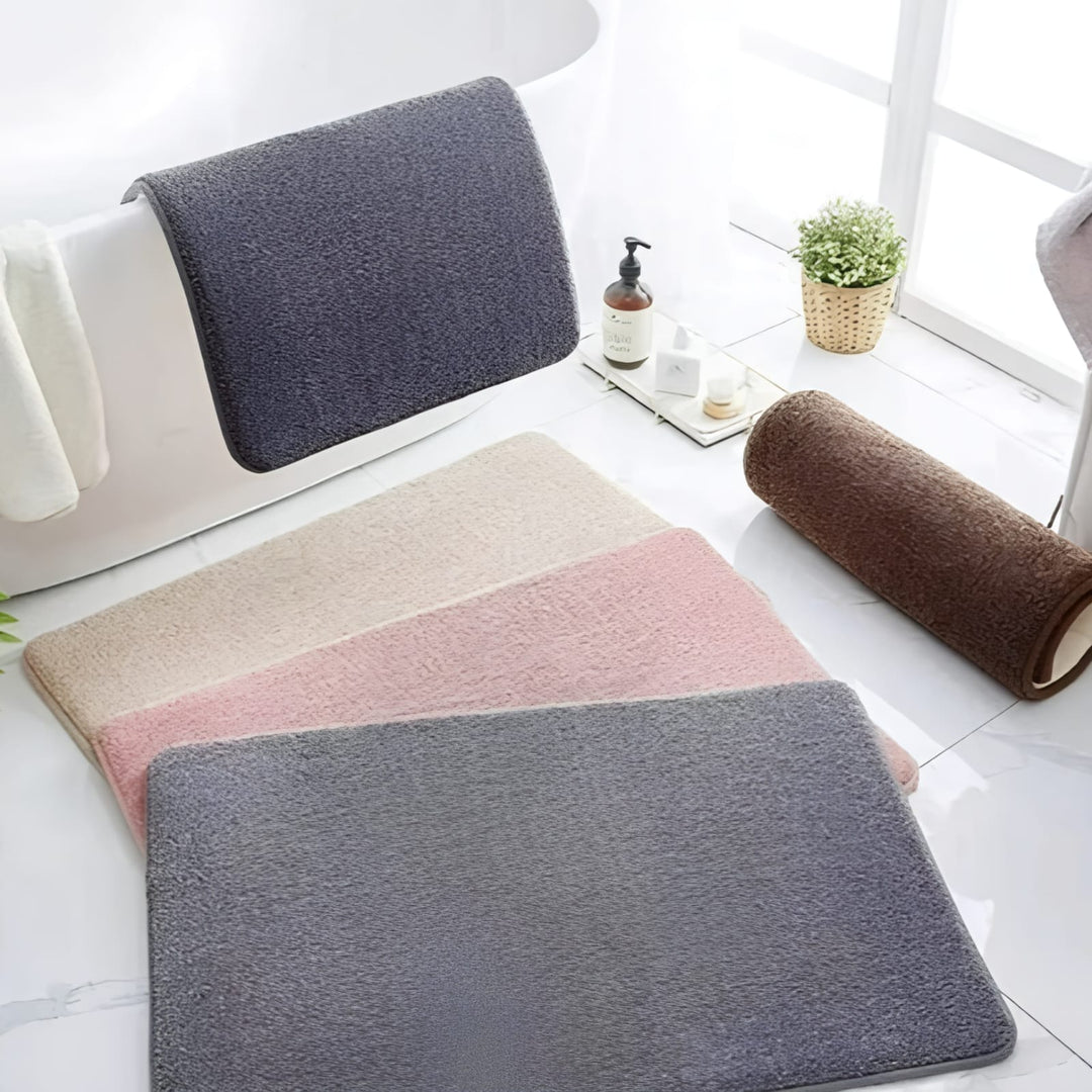 "Super Absorbent Velvet Bath Mat with Non-Slip Backing, Plush High-Density Foam for Luxurious Bathroom Comfort"